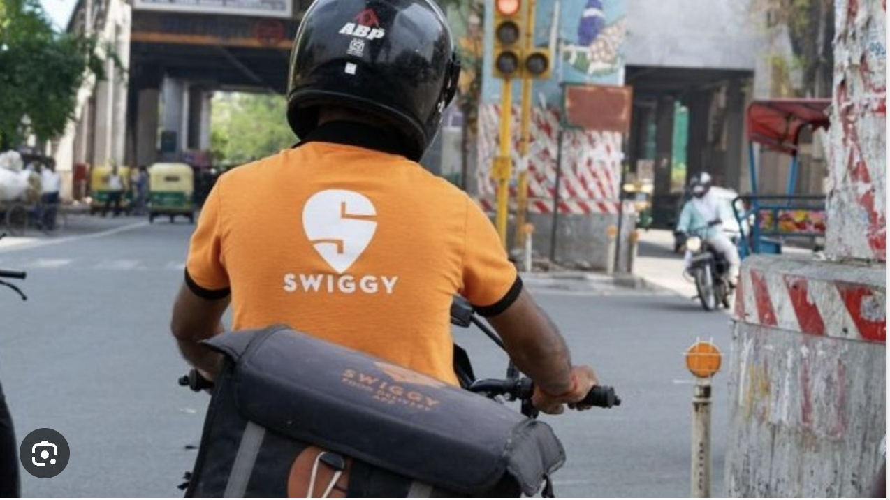 A Swiggy User From Mumbai Ordered Food Worth Rs 42 Lakh In One Year; 21,000 Biryanis Delivered In This City!